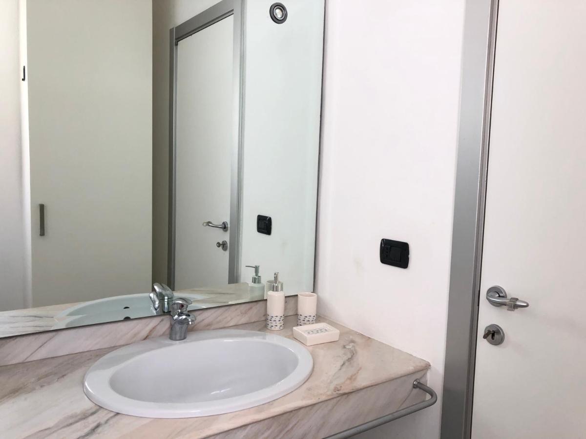 Camelia Apartment 브린디시 외부 사진